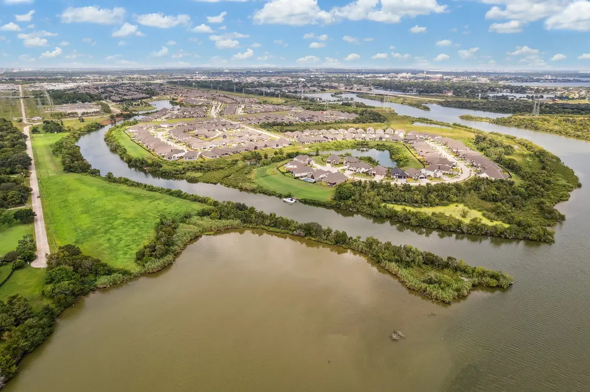 19613 Old Galveston Road, Webster, TX 77598 - Image #1