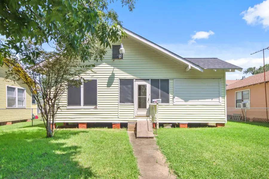 3222 Illinois Street, Baytown, TX 77520 - #2