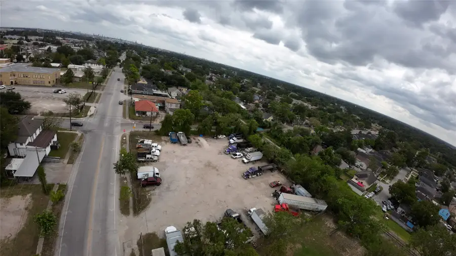 7206 Capitol St, Houston, TX 77011 - Image #2