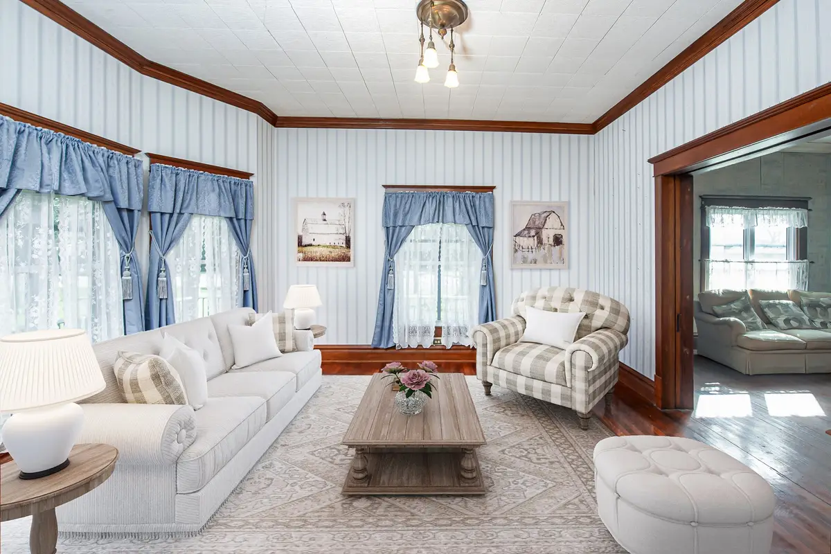 406 7th Street, Sealy, TX 77474 - #1