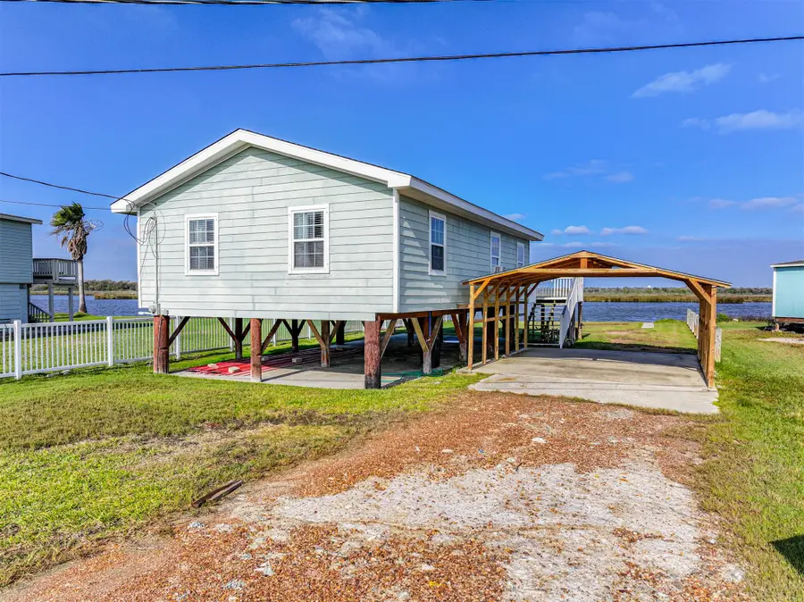 4622 Bayou Lane, Hitchcock, TX 77563 - Image #2