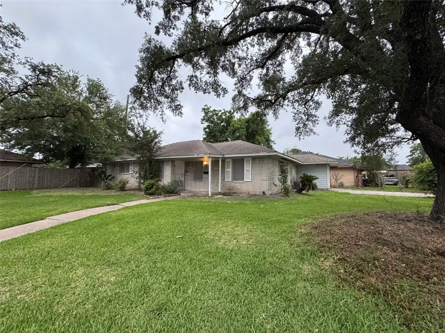1102 Laurentide Street, Houston, TX 77029 - Image #2