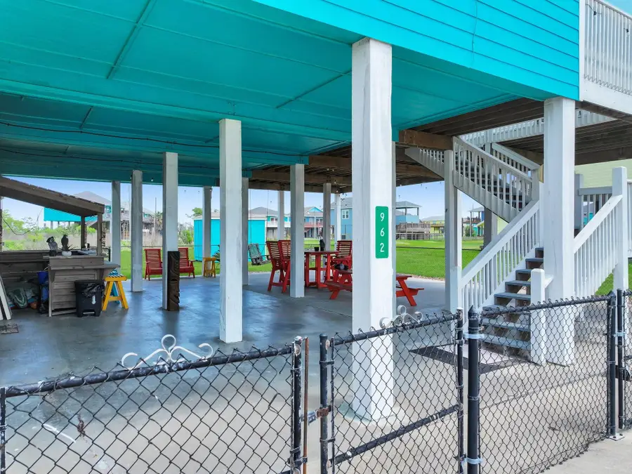 962 Surfside Drive, Crystal Beach, TX 77650 - #3