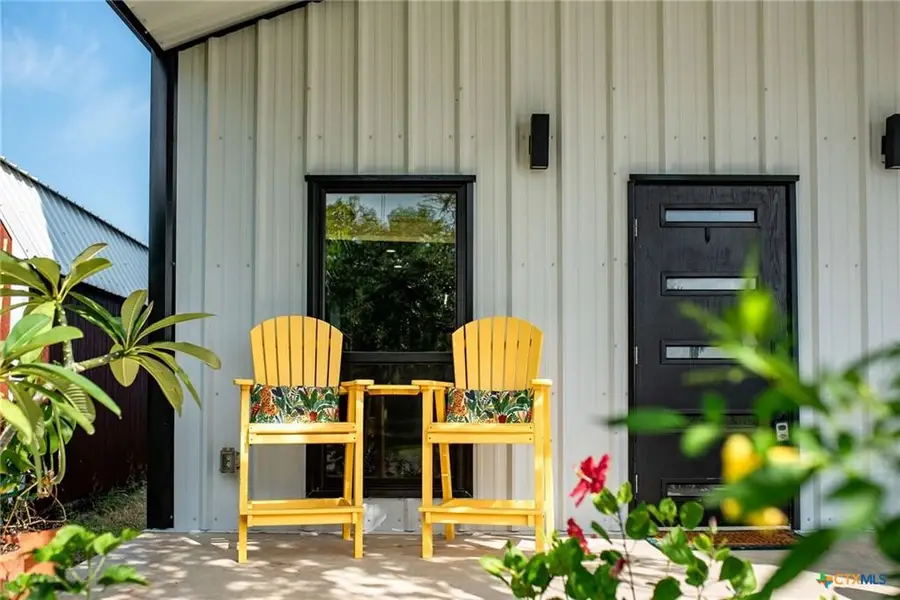 804 W Tyler Avenue, Port O Connor, TX 77982 - #2