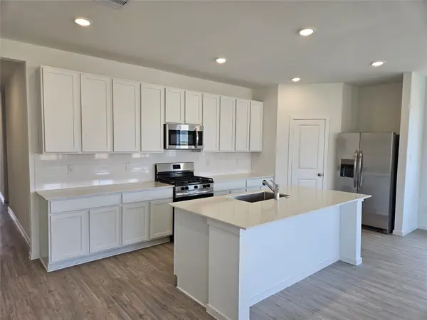 3068 Wild Fox Drive, Katy, TX 77493