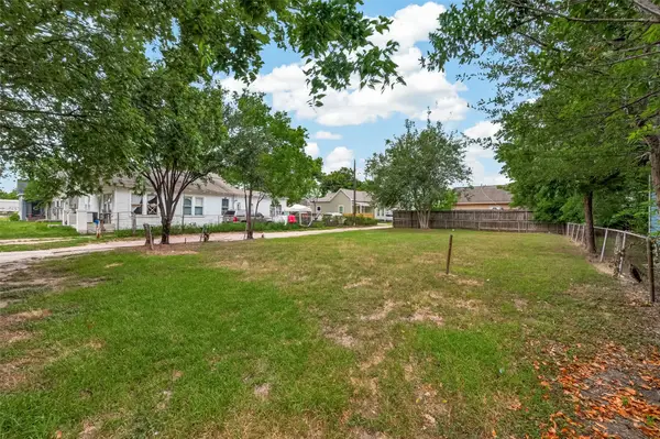 2201 Sumpter Street, Houston, TX 77026