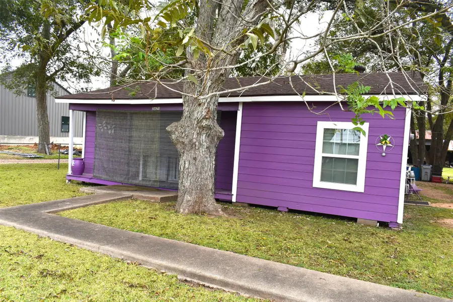 3621 Sir Gawain Drive, Sargent, TX 77414 - #2