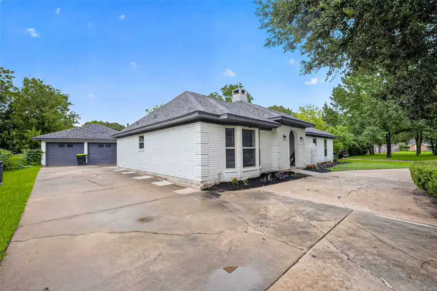 1704 Mulberry Dr, Richmond, TX 77469 - #2
