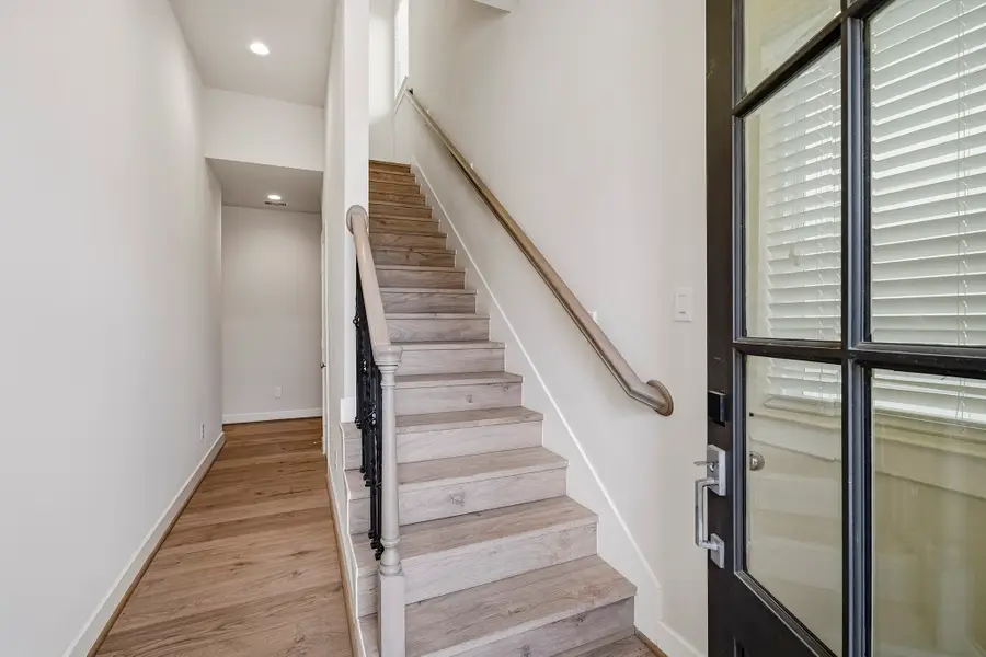 728 Carriage Knolls Drive, Houston, TX 77008 - #3