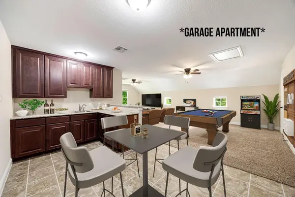 42 Brookefield Circle, Magnolia, TX 77355