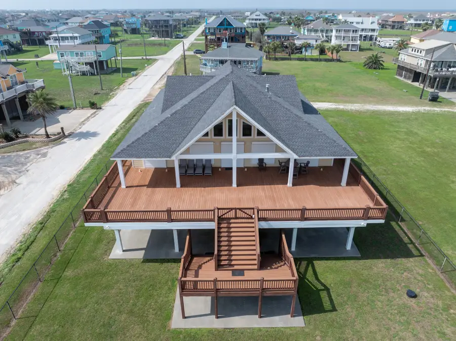 2130 Gulf, Crystal Beach, TX 77650 - #3