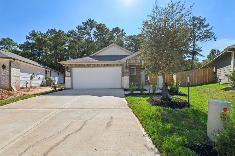 6805 Hart Oak Court, Conroe, TX 77304 - Image #2