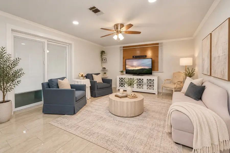 9422 Pipestone Street, Houston, TX 77074 - #2