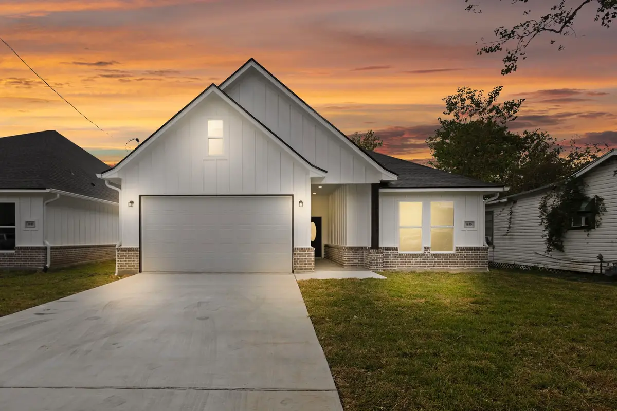 1815 N 19th Street, Nederland, TX 77627 - Image #1