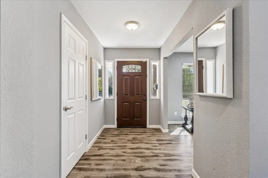 5630 Mcknight Street, Houston, TX 77035 - Image #2