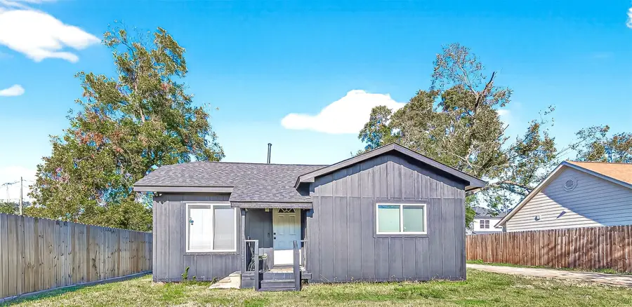 978 Saint Clair Street, Houston, TX 77088 - Image #2