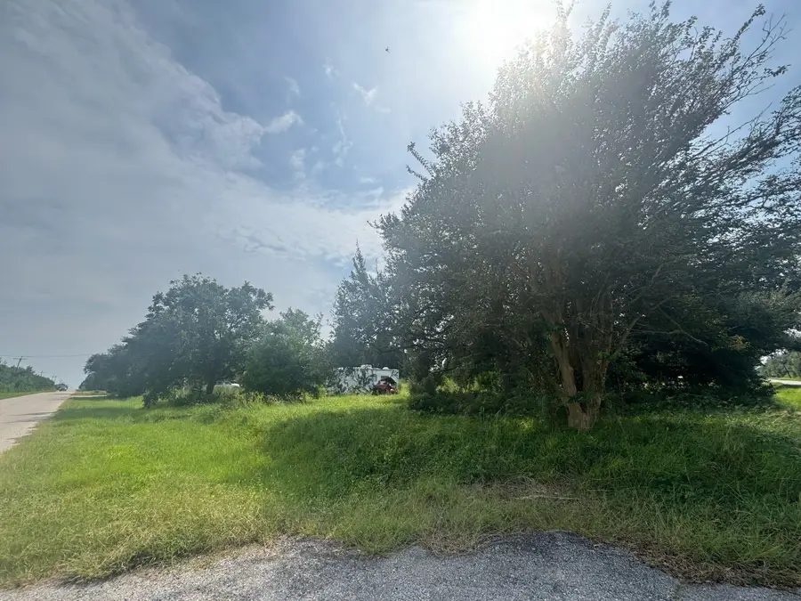 1355 E Mexico Road, High Island, TX 77623 - Image #2