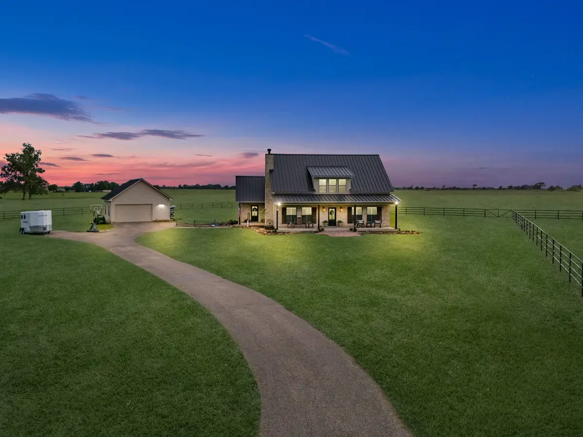 24011 Old Howth Road, Hempstead, TX 77445 - #1