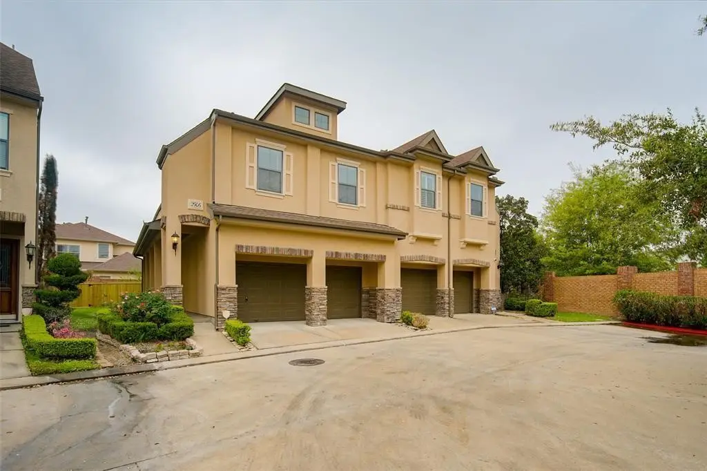 2906 Royal Oaks Crest, Houston, TX 77082 - Image #1