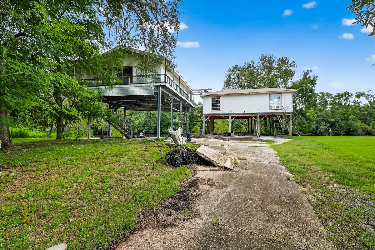 525 Shady Oaks, Alvin, TX 77511 - Image #1