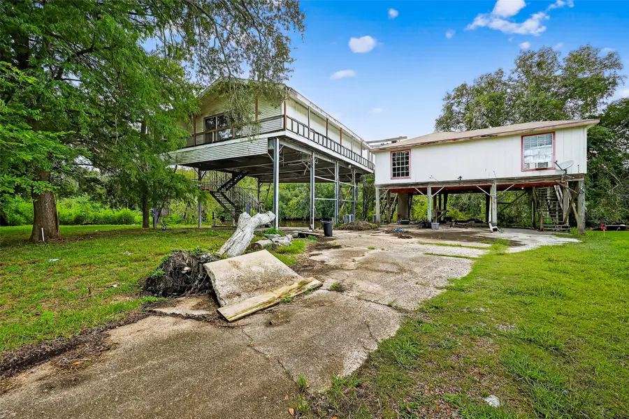 525 Shady Oaks, Alvin, TX 77511 - Image #2