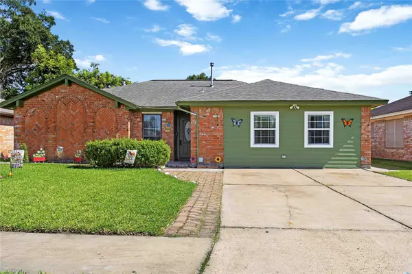 1314 Wentwood Drive, Pasadena, TX 77504