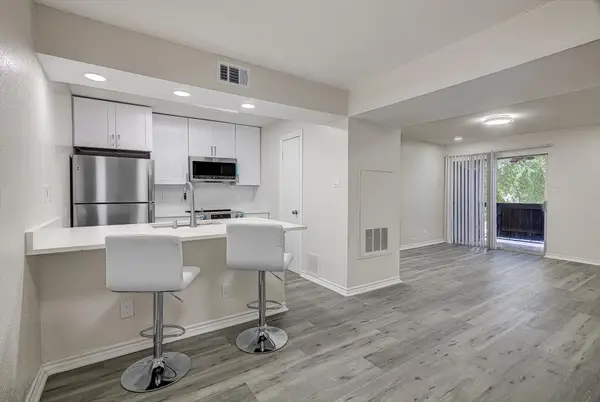 8201 Richmond Avenue #10, Houston, TX 77063