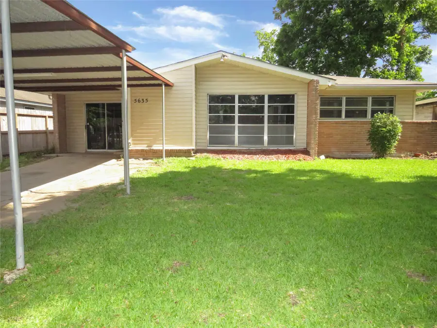 5635 Ashburn Street, Houston, TX 77033 - #2