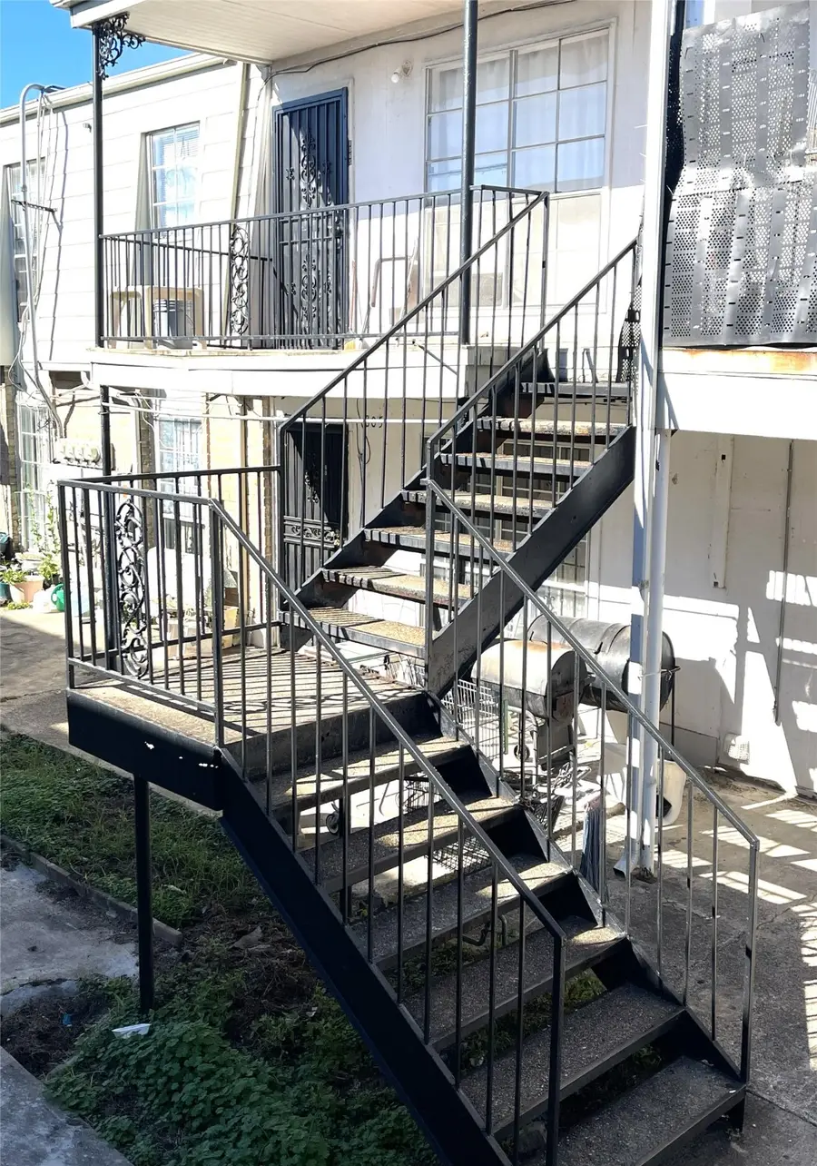 8200 Broadway Street #806 S, Houston, TX 77061 - Image #3