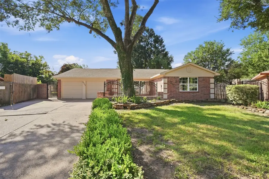 8902 Winding River Drive, Houston, TX 77088 - #3