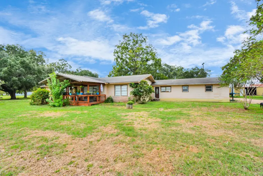 2535 County Rd 231, Wharton, TX 77488 - Image #2