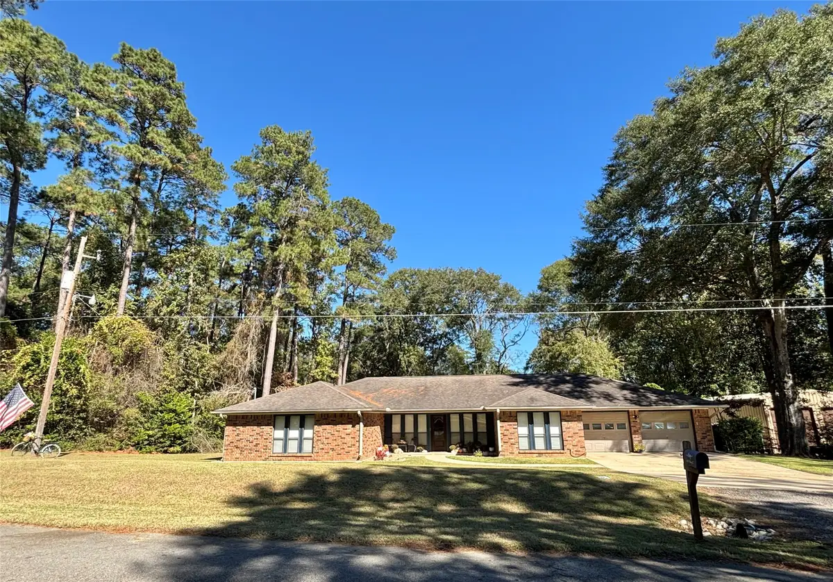 1016 N Nellius Street, Woodville, TX 75979 - Image #1