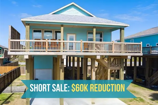 2565 Palm Drive, Crystal Beach, TX 77650