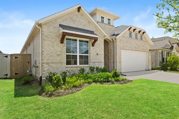 3909 Sterling Springs Lane, League City, TX 77573