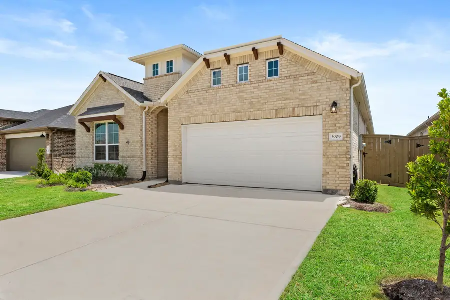 3909 Sterling Springs Lane, League City, TX 77573 - Image #2