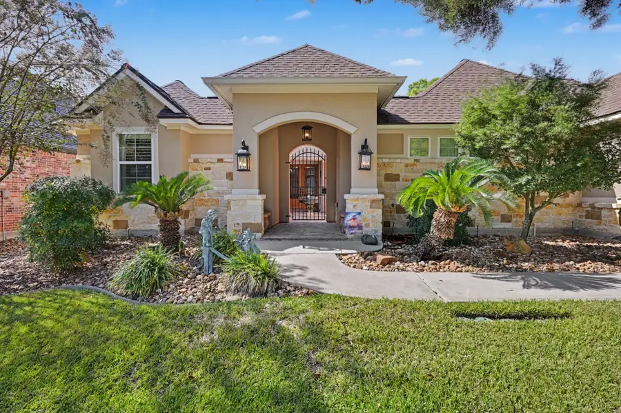124 Wycliffe Drive, Montgomery, TX 77356 - #2