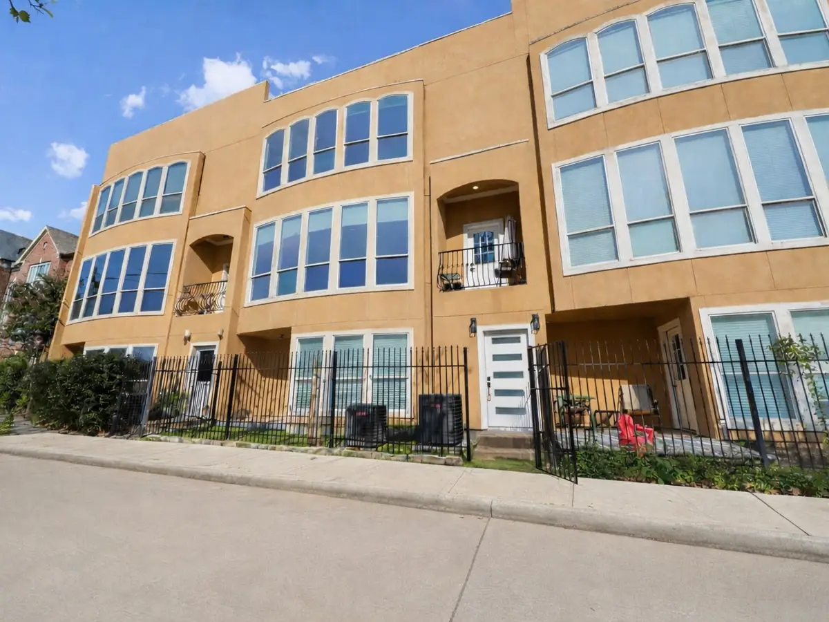 3006 Chenevert Street, Houston, TX 77004 - Image #1