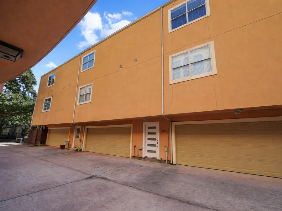 3006 Chenevert Street, Houston, TX 77004 - Image #2