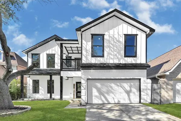 9026 Lawncliff Lane, Houston, TX 77040