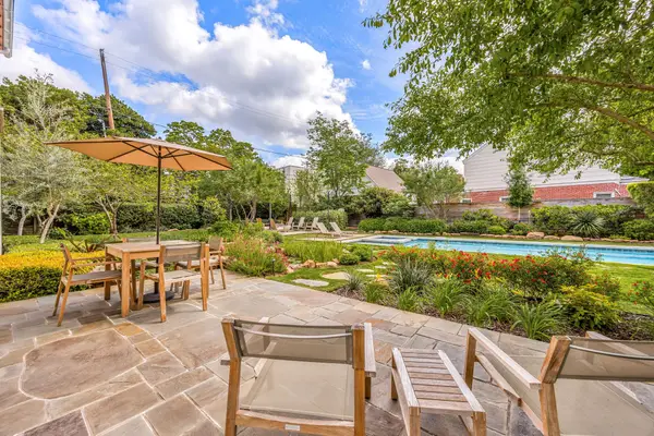 2240 Shakespeare Street, Houston, TX 77030