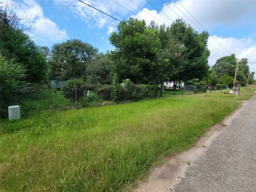 17590 Deer Run Road, Conroe, TX 77306 - Image #2