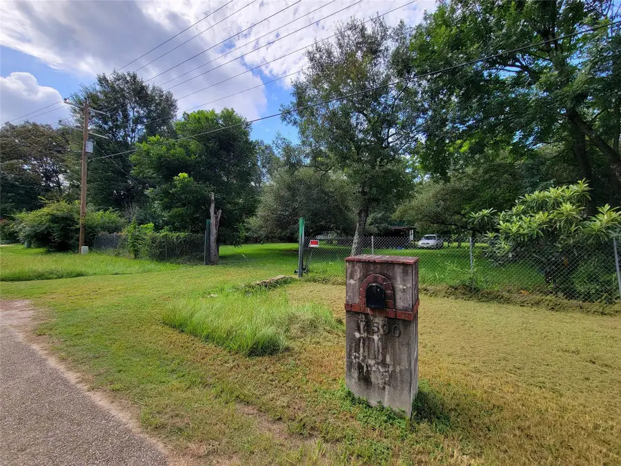 17590 Deer Run Road, Conroe, TX 77306 - Image #3