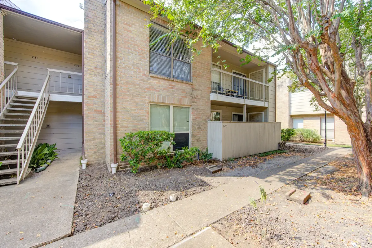 2120 Wilcrest Drive #220, Houston, TX 77042 - Image #1