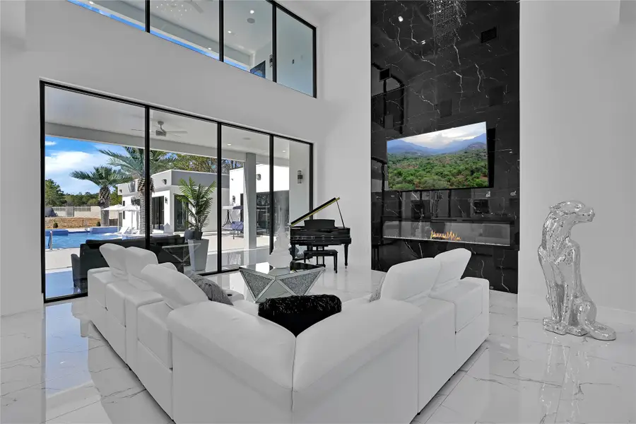 19315 Desna Drive, Porter, TX 77365 - Image #2