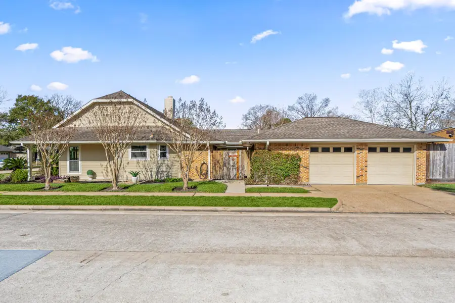 2101 Moss Creek Lane, Pearland, TX 77581 - Image #3