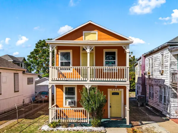 4318 Avenue K, Galveston, TX 77550