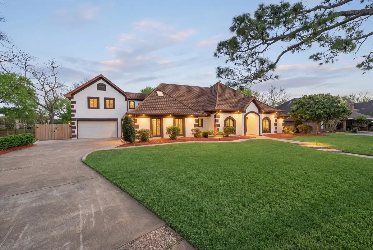 1205 Tall Pines Drive, Friendswood, TX 77546 - #1