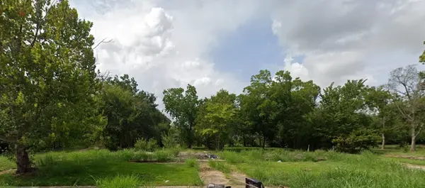 5106 Pershing Street, Houston, TX 77033