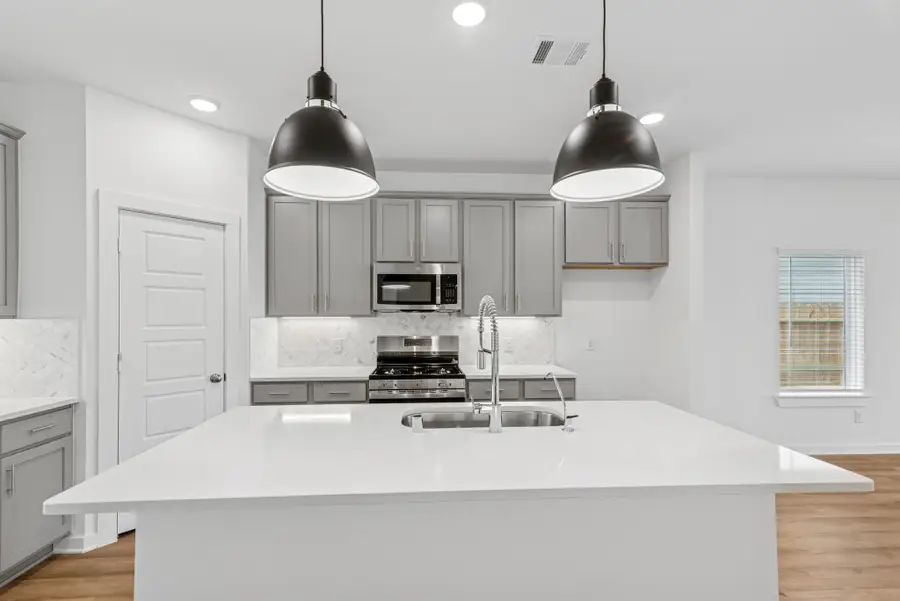 32411 Sunbeam Drive, Fulshear, TX 77441 - Image #2