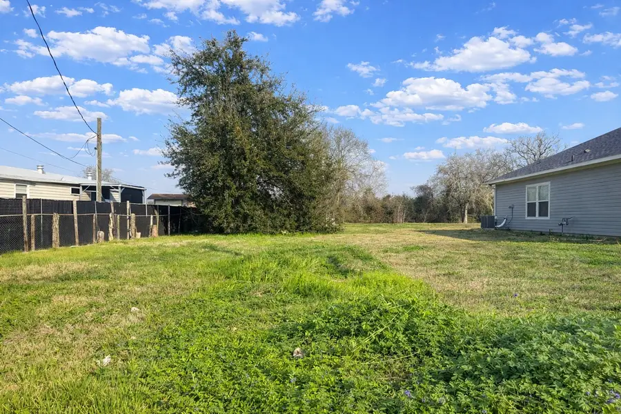 716 Willow Street, Baytown, TX 77520 - #3